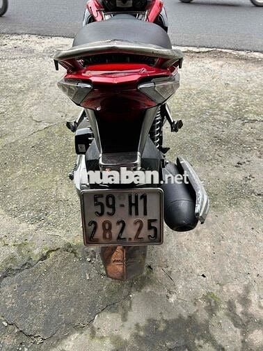 Honda Airblade Fi 2012 chính chủ bstp còn rất mới