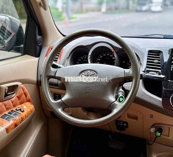 Toyota Fortuner SR5 2.7 AT 4x4 2010