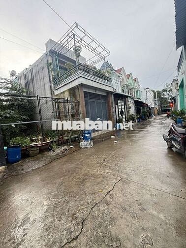 Bán lô đất gần chợ tân long dĩ an