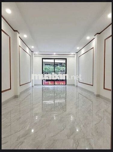 Tôi cần bán nhà 7tầng thang máy full nội thất mặt ngõ ô tô chánh đỗ