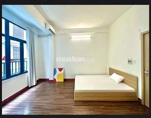 Tôi cần bán nhà 7tầng thang máy full nội thất mặt ngõ ô tô chánh đỗ