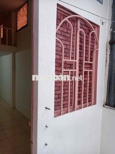 Kẹt tiền bán gấp Nhà Trung tâm Quận 1 - Gần Phố Tây Bùi Viện, Giá chỉ