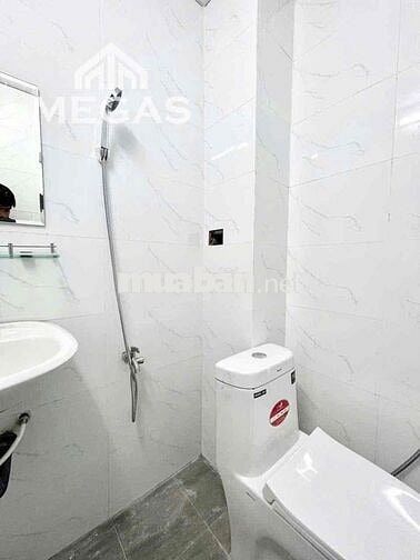 STUDIO BAN CÔNG FULL NỘI THẤT RỘNG 30M2 NGAY ĐẦM SEN