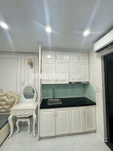 BÁN CCMN DÒNG TIỀN - DOANH THU KHỦNG - 3 GÁC ĐỖ CỬA