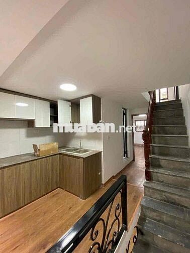 Dưới 100tr/m2 có nhà dân xây đẹp Đại Từ-Oto qua-60m ra phố-32m*3T;3N