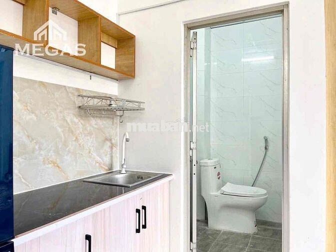 STUDIO BAN CÔNG FULL NỘI THẤT RỘNG 30M2 NGAY ĐẦM SEN