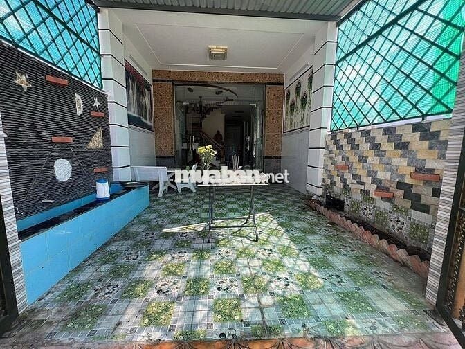 Nhà Trệt 2 Lầu 2PN đường Lê Chân KDC 91B giá 12 tr