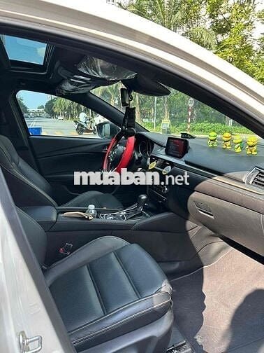 Mazda 6 bản 2.5 Premium odo 18.000km