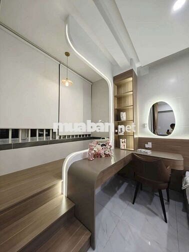 CĂN HỘ BAN CÔNG 50M2 GẦN HÀNG XANH CẦU THỊ NGHÈ GIÁP Q1 Q2 PHÚ NHUẬN