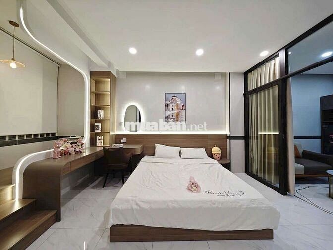 CĂN HỘ BAN CÔNG 50M2 GẦN HÀNG XANH CẦU THỊ NGHÈ GIÁP Q1 Q2 PHÚ NHUẬN