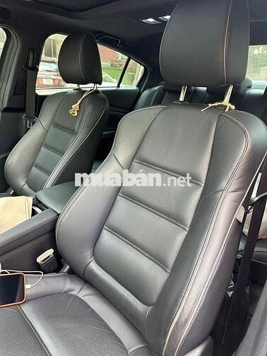 Mazda 6 bản 2.5 Premium odo 18.000km