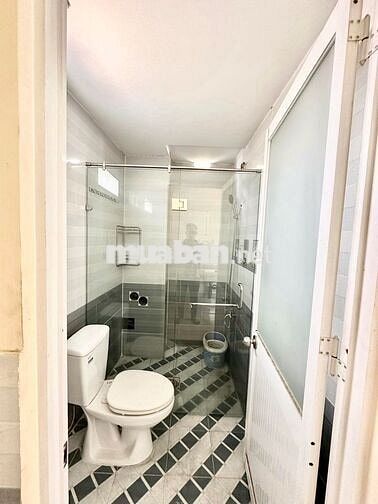 CĂN HỘ LUXURY SIÊU TO FULL NỘI THẤT SÁT BÊN THỐNG NHẤT