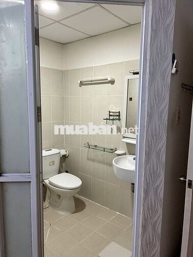 Cho thuê căn 68 m2, 2 PN, 2 wc, Ehom3 , có nội thất, Cọc 1