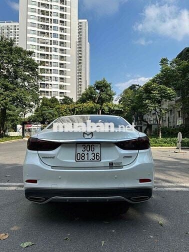 Mazda 6 bản 2.5 Premium odo 18.000km