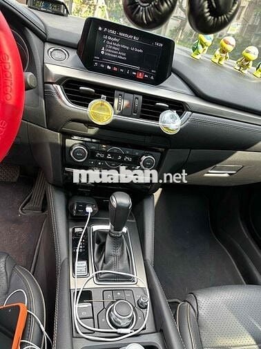 Mazda 6 bản 2.5 Premium odo 18.000km