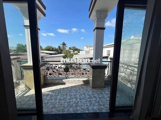 Nhà Trệt 2 Lầu 2PN đường Lê Chân KDC 91B giá 12 tr