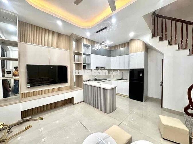 Gần Gamuda Gardens - Nhà Full nội thất - 42m2 - 6,5 tỷ