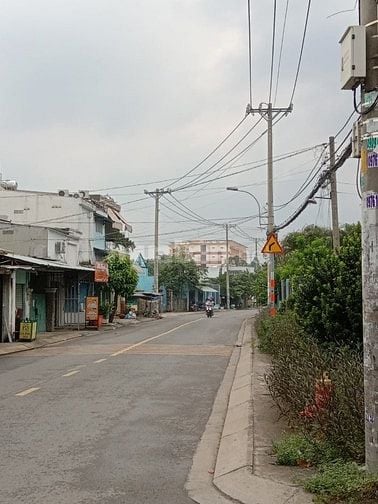 BÁN NHÀ MẶT TIỀN 01 TRỆT 01 LẦU