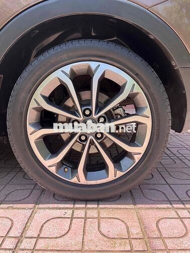 Ssanyoung Tivoli 5 chỗ nhập Hàn Quốc