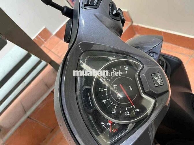 Bán gấp Honda Vision 2020 Bản Đặc biệt - Đen