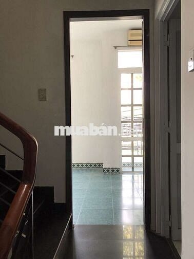 Mặt bằng kinh doanh kết hợp để ở