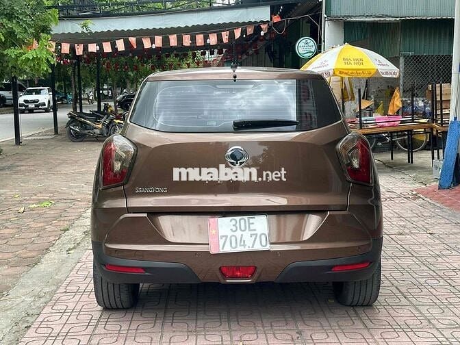 Ssanyoung Tivoli 5 chỗ nhập Hàn Quốc