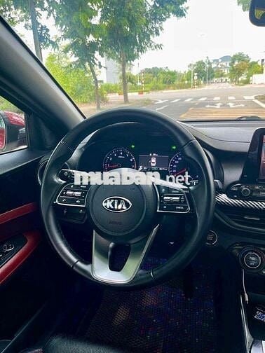 Kia Cerato 2018 2.0 AT - 86000 km