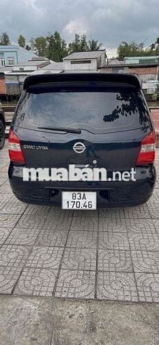 nisan 6 chổ xe zin còn rất đẹp