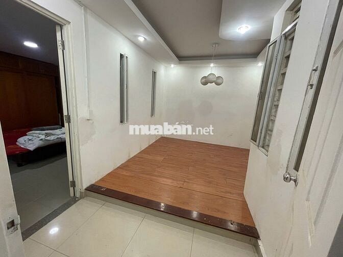 - Giáp Q7 - KDC Phước Kiển - Cách TĐT , RMIT , PMH , Quận 7 chỉ 5’..