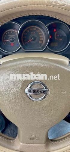 nisan 6 chổ xe zin còn rất đẹp