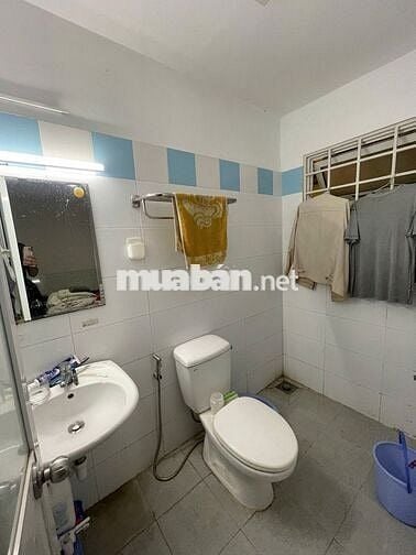 - Giáp Q7 - KDC Phước Kiển - Cách TĐT , RMIT , PMH , Quận 7 chỉ 5’..