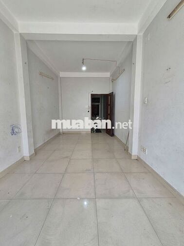 Nhà 4 tầng, 37m2, 3.2x12m, Lạc Long Quân, Hồng Lạc, P10, 6 tỷ TL