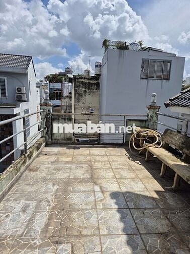 Nhà 4 tầng, 37m2, 3.2x12m, Lạc Long Quân, Hồng Lạc, P10, 6 tỷ TL