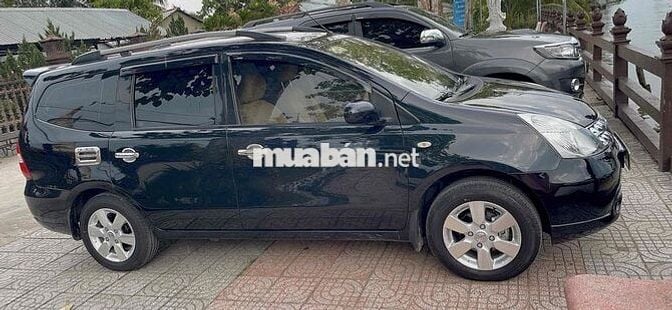 nisan 6 chổ xe zin còn rất đẹp