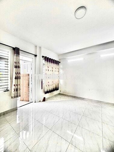 🍀Cho thuê nhà MT đường 17B Ao Sen . tên lửa. BTân