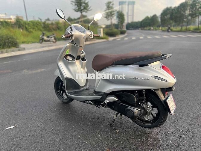 GRANDER 2023 ký giấy xe đẹp máy zin êm khoá thông