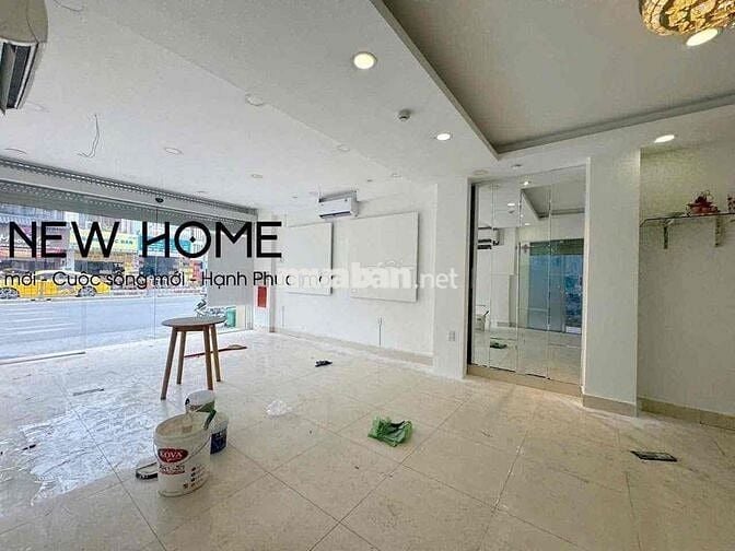 MB MẶT TIỀN PHAN ĐĂNG LƯU - RIÊNG BIỆT TRỐNG SUỐT