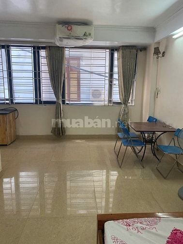 Chính chủ cho thuê nhà phù hợp làm Căn hộ gia đình, Văn phòng.