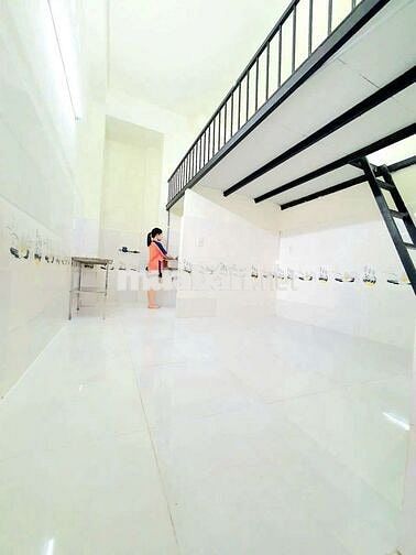 CHO THUÊ PHÒNG TRỌ CÓ GÁC Ở DC 3-4 BẠN NGAY LÊ VĂN SỸ