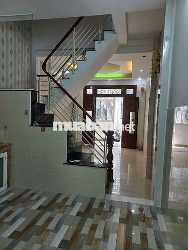 Nhà 4x11m đúc 1 tấm có 3pn, 2wc đường 3m. Ấp 7 xtt.