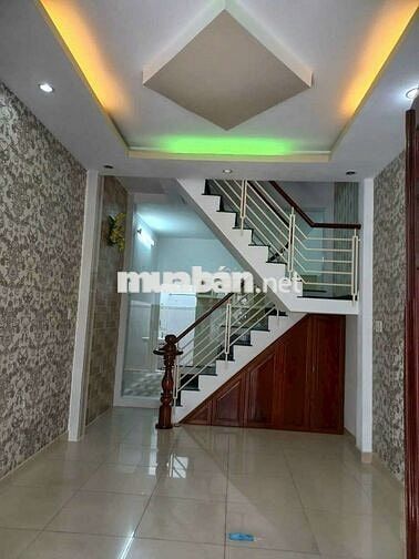 Nhà 4x11m đúc 1 tấm có 3pn, 2wc đường 3m. Ấp 7 xtt.