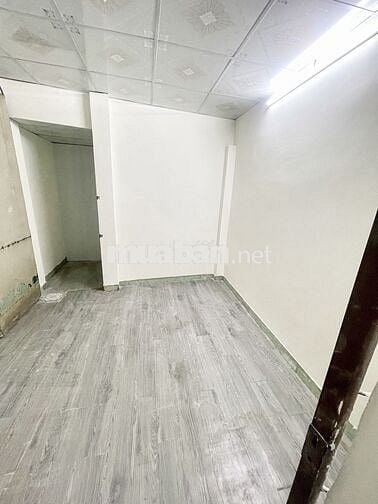 chính chủ cho thuê phòng đẹp,45m2,có 1 phòng bếp riêng và 1 phòng ngủ