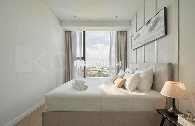 Quận 1. 35tr  Chung Cư Vinhomes Golden River Ba Son 72m2