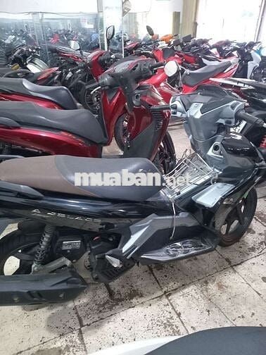 Xe máy Honda Air Blade màu đen