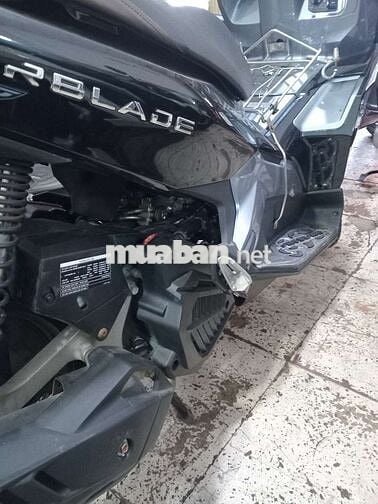 Xe máy Honda Air Blade màu đen