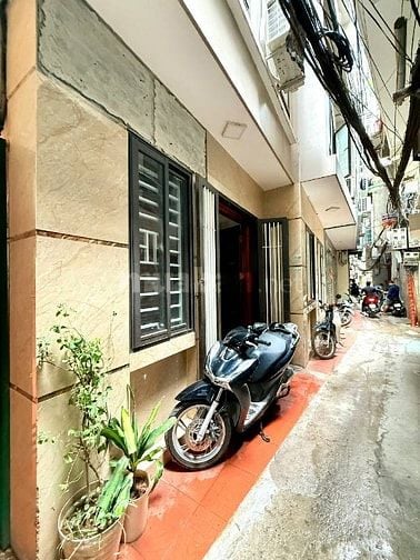 LÔ GÓC - NGÕ THÔNG - NHÀ DÂN XÂY - NỘI THẤT ĐẸP 8,6 Tỷ