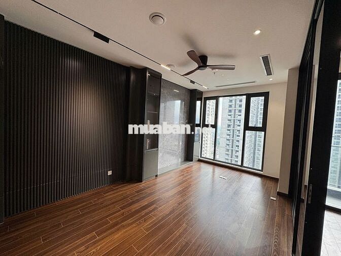 Chính Chủ Tòa B Masteri West Heights, 52m2 , Full Đồ Ở Ngay .