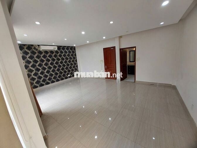 HCM-Q12-Nhà cho thuê 700m2 Lê Thị Riêng,Thới An-UBND Q12 (chính chủ)