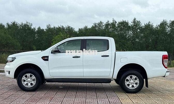 ông vua địa hình Ford Ranger XLS 2022 AT bản 1 câu