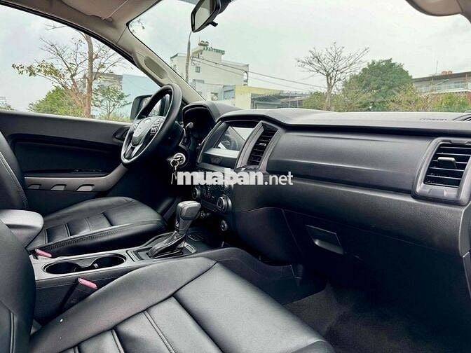 ông vua địa hình Ford Ranger XLS 2022 AT bản 1 câu